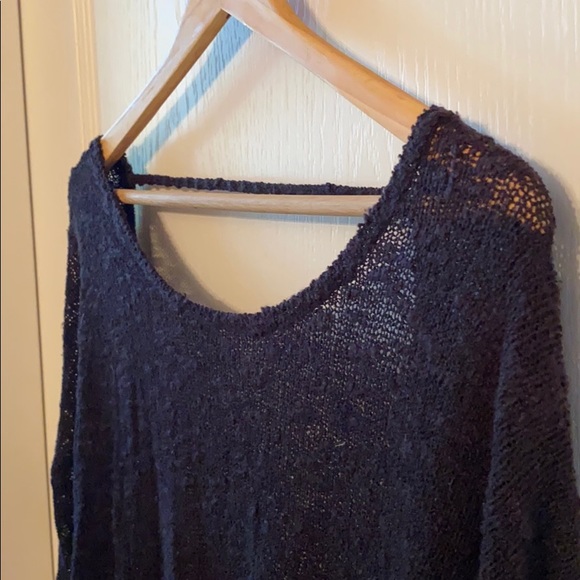 Garage black open back relaxed sweater - Picture 3 of 5